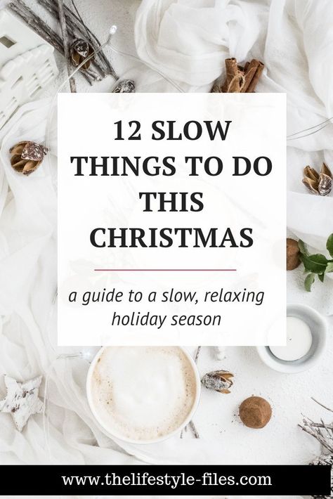 How to slow down this holiday season? Simplify your Christmas and enjoy the small moments with this slow Christmas bucket list./// simplify Christmas / slow Christmas / hygge holiday / Christmas bucket list / Christmas ideas / slow Christmas traditions / minimalist Christmas / slow living / simple living tips for the holidays Christmas Dekoration Ideas, Fun Holiday Traditions, Minimalist Christmas Pillows, Things To Do On Christmas Break, How To Celebrate Christmas, Cozy Christmas Activities, Christmas Season Activities, Intentional Christmas Gifts, Hygge Christmas Aesthetic