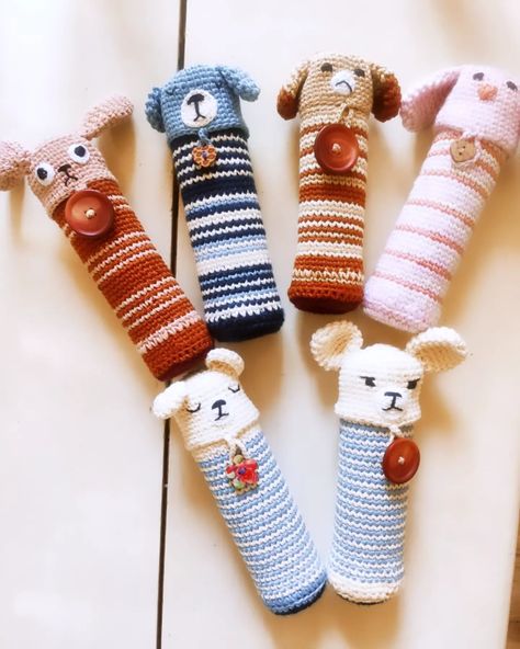 Back to school 🎒 🎒 🎒 Check out our cute crochet animal pen/pencil cases with button fasteners, made from high quality yarn. #crochethook #crochetinspirations #crochetaccessories #crochetpouch #crochetcore #crochetstationary #crochetpencilcase #crochetideas #crochetaesthetic #crochetanimalcrossing #simplycrochet #craftsastheraphy #cottonyarns #cottonyarncrochet #silkyarn Crochet Pencil Case, Simply Crochet, Crochet With Cotton Yarn, Animal Pen, Crochet Pouch, Crochet Animal, Pencil Cases, Silk Yarn, Pen Pencil