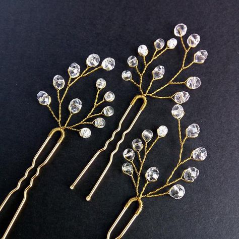 Holiday Hair Clips, Hair Pins Wedding, Beaded Hair Pins, Bead Hair Accessories, Gold Hair Pin, Crystal Hair Pins, Wedding Hair Clips, Wedding Hair Pins, Bridal Hair Pins