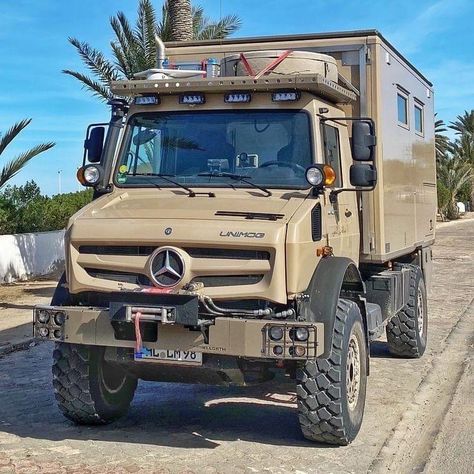 4x4 Van For Sale, Vans Vehicles, Unimog Camper, Expedition Overland, Dodge Diesel Trucks, Mercedes Camper, 4x4 Camping, Mercedes Unimog, Camper Truck