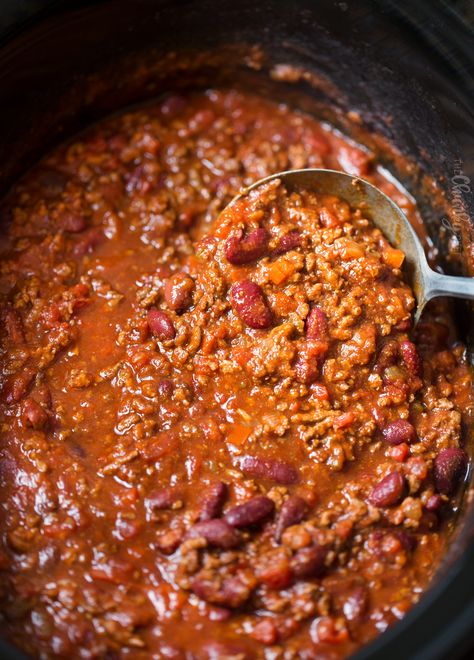 Best Slow Cooker Chili, Easy Chili Recipe Crockpot, Slow Cooker Chili Beef, Ground Beef Crockpot Recipes, Ground Beef Chili, Slow Cooker Chili Recipe, Bean Chili Recipe, Chili Recipe Crockpot, Best Chili Recipe