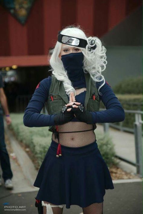 Genderbent Kakashi Genderbent Cosplay, Kakashi Cosplay, Cos Play, Cosplay Ideas, Anime Cosplay, Cosplay Outfits, Cosplay Anime, Wizard, Character Inspiration