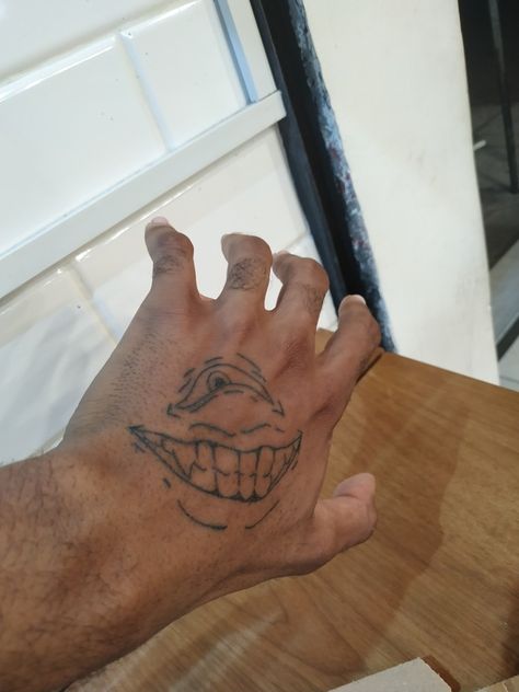 Tatuagem Hand Tattoo, Tattoo Inspo, Jujutsu Kaisen, Fish Tattoos, Jesus Fish Tattoo, Hand Tattoos, Jujutsu, Tatting, Tattoo Ideas