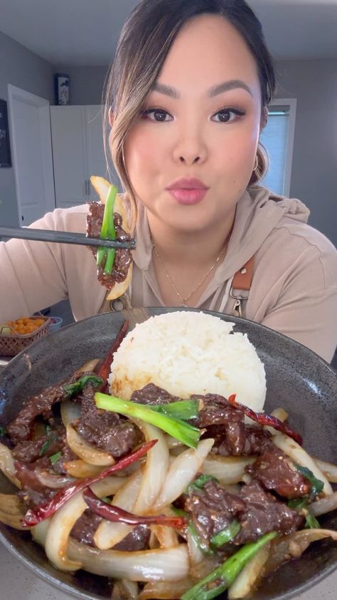 This recipe is too good not to share! Craving it again as I was editing it 🥹 ➡️ Recipe: Mongolian beef Serves 3-4 - [ ] 1 lb beef… | Instagram Crispy Mongolian Beef Recipe, Beef Tapa Recipe Filipino, Stephanie Tea, Asian Beef Recipes, Steamed Recipes, Beef Tapa, Mongolian Beef Recipe, Beef Flank, Beef Stir Fry Recipes