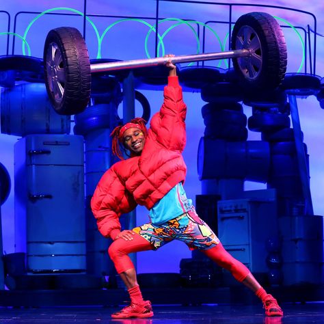 Powerlifting Humor, Sponge Bob The Musical, Lobster Halloween, Spongebob Shows, Spongebob Costumes, Spongebob Outfit, Spongebob Design, Larry The Lobster, Spongebob The Musical