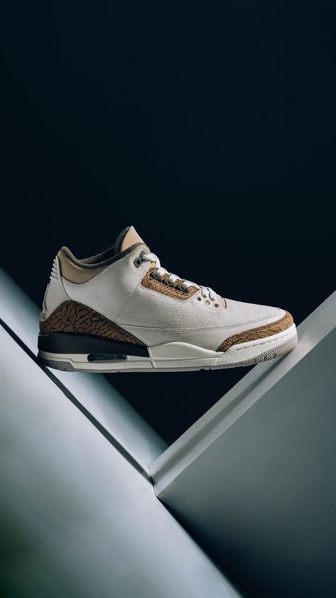 The Air Jordan 3 Retro 'Orewood Brown' releases Saturday, 7/29. Click the link in our bio to enter the draw. Enter the draw: https://feature.com/products/jordan-air-jordan-3-retro-light-orewood-brown-metallic-gold Drawing Ideas Shoes, Air Jordan Retro 3, Jordan Design, Shoes Fashion Photography, Jordan Retro 3, Retro 3, Retro Light, Streetwear Shoes, Jordan 3 Retro