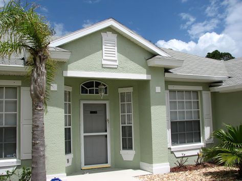 Green Stucco, Exterior Home Color Schemes, Best Exterior Paint Colors, Stucco Repair, Best Exterior Paint, House Paint Color Combination, Stucco Homes, Exterior Paint Color, House Color Schemes