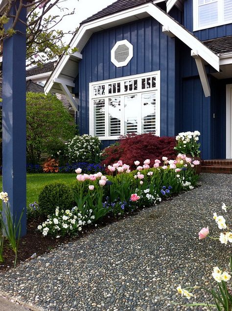 Navy Blue Home Exterior Paint Color. Benjamin Moore Newburyport Blue. #BenjaminMooreNewburyportBlue Glenna Partridge. Benjamin Moore Newburyport Blue, Newburyport Blue, Blue Home Exterior, Home Exterior Paint, House Redo, Exterior House Color, Outdoor House, Cottage Exterior, Blue Cottage