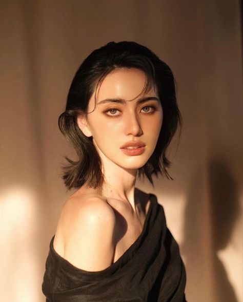 Rpw Port Girl Aesthetic Korean, Davikah Hoorne, Fenugreek For Hair, Mai Davika, Davika Hoorne, Korean Short Hair, Self Portrait Poses, Model Face, Beauty Shots