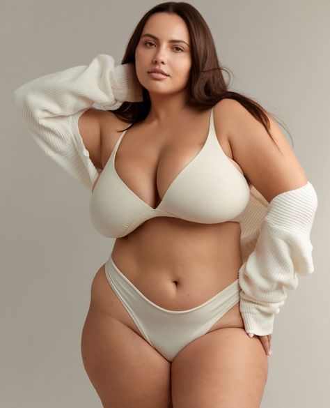 Anna Krylova | Natural Model Management, LLC Plus Size Woman Art Reference, Anna Krylova, Natural Models, Hour Glass, Curvy Women Outfits, Curvy Model, Curvy Girl Outfits, Naruto Characters, Beautiful Smile Women