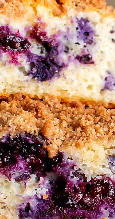 Blueberry Coffee Cake With Cake Mix Easy, Cake Mix Blueberry Coffee Cake, White Cake Mix Coffee Cake, Blueberry Muffin Mix Coffee Cake, Coffee Cake Cake Mix Recipes, Cakemix Coffee Cake, Recipes Using Yellow Cake Mix Boxes Blueberry, Coffee Cake For A Crowd, Cake Mix With Blueberries