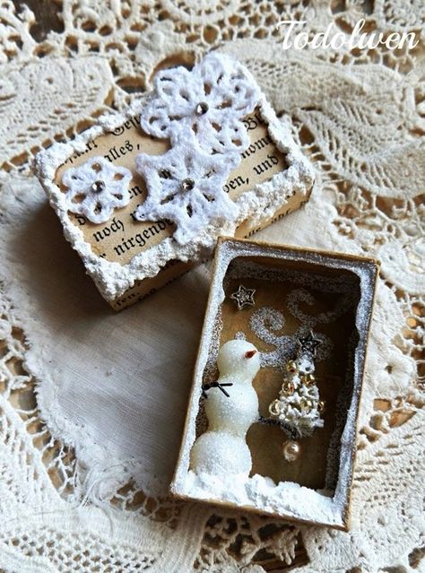 40 Artistic Ways To Reuse Empty Matchbox Matchbox Ideas, Matchbox Crafts, Christmas Diorama, Christmas Shadow Boxes, Altered Tins, Matchbox Art, Match Box, Crafts Christmas, Winter Crafts