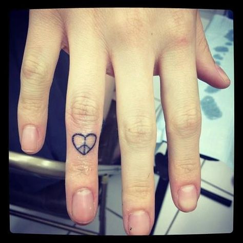 Love...Peace... Peace Sign Tattoo, Tattoo On Finger, Peace Tattoo, Peace Sign Tattoos, Small Rib Tattoos, Heart Tattoo On Finger, Peace Tattoos, Sign Tattoo, Finger Tats