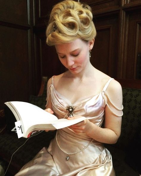 Mia Wasikowska on the Crimson Peak set, photo by Cliona Furey Alice Mia Wasikowska, Mia Wasikowska Jesse Eisenberg, Crimson Peak Dress, Crimson Peak Mia Wasikowska, Mia Wasikowska Aesthetic, Crimson Peak Edith, Gothic Films, Crimson Peak Costumes, Crimson Peak Aesthetic