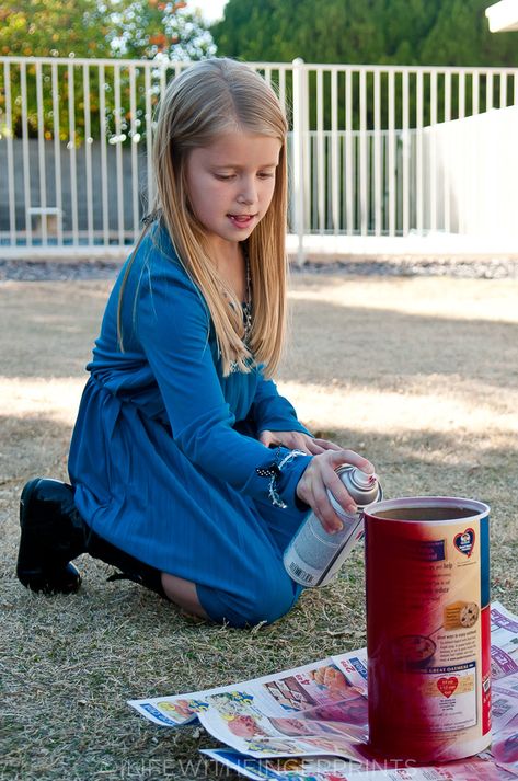 Valentine's Day; Gumball machine... - Life With Fingerprints Valentines Box Ideas, Valentine's Boxes, Valentines Card Holder, Clever Valentines, Girls Valentines Boxes, Lake Powell Utah, Valentine School, Valentine Boxes For School, Diy Valentines Box