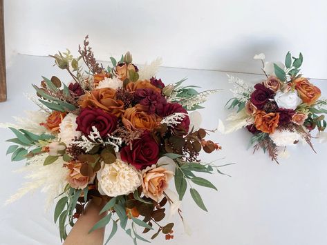 Rust Burgundy Iovry White Rose & Pampas Wedding Bouquet Burnt - Etsy Burgundy Blush Burnt Orange Wedding, Pampas Wedding Bouquet, Autumn Wedding Bouquet, Terra Cotta Wedding, Pampas Wedding, Jasmine Wedding, Cascading Bouquet, Orange Bridesmaid, Flower Girl Bouquet