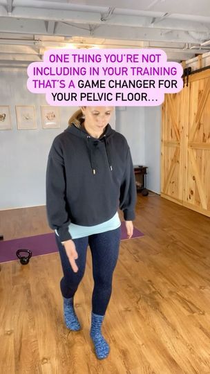 1.7K views · 537 reactions | Most postpartum moms I see need to find LENGTH in their glutes 🍑 and posterior pelvic floor. And when I say postpartum, it can also mean 5-10+ years down the road. With the constant glute clenching and tight pelvic floors, backward movements could be one missing piece to help your pelvic floor function its best (oh and help with back discomfort, tight hips etc.). Backward movements are great at lengthening the glutes and expanding the back side of the body. They are also fun and different🙌. I particularly like Retro Steps like I demonstrate in this video. But there are many other ways to move backwards! Step outside the box and start incorporating exercises like backward movements in your workouts to give your body what it’s missing. I promise your body Glute Clenching, Tight Hips, Missing Piece, Outside The Box, Pelvic Floor, Postpartum, I Said, I Promise, Tights