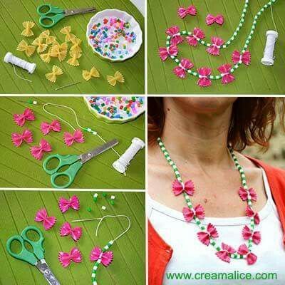 Pasta Crafts, Craft Work For Kids, Valentines Day Funny, Diy Collier, Cadeau Diy, Easy Diy Art, Mothers Day Crafts, Craft Activities For Kids, Summer Crafts