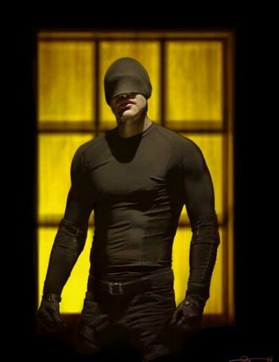 Thank god for tight, black, muscle shirts.. Matthew Murdock Wallpaper, Matt Murdock Wallpaper, Matt Murdock Fanart, Daredevil Fanart, Matthew Murdock, Daredevil Art, Daredevil Comic, Daredevil Netflix, Daredevil Matt Murdock