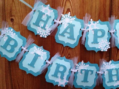 Elsa And Anna Birthday Party, Frozen Birthday Banner, Frozen Banner, Frozen 3rd Birthday, Elsa Birthday Party, Frozen Bday Party, Anna Und Elsa, Diy Birthday Banner, Frozen Birthday Theme