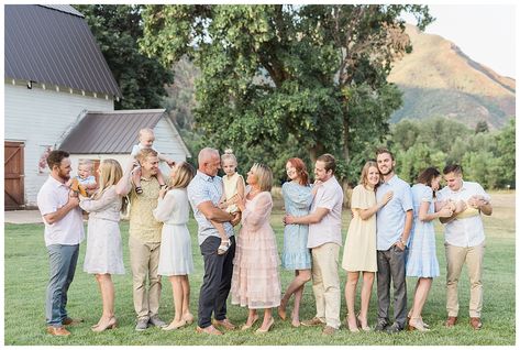 Extended Family Spring Pictures, Extended Family Outdoor Photoshoot, Family Photos Cotton Field, Family Photos In Cotton Field, Family Photos Spring, Extended Family Session, Extended Family Photography, Family Photo Colors, Extended Family Photos