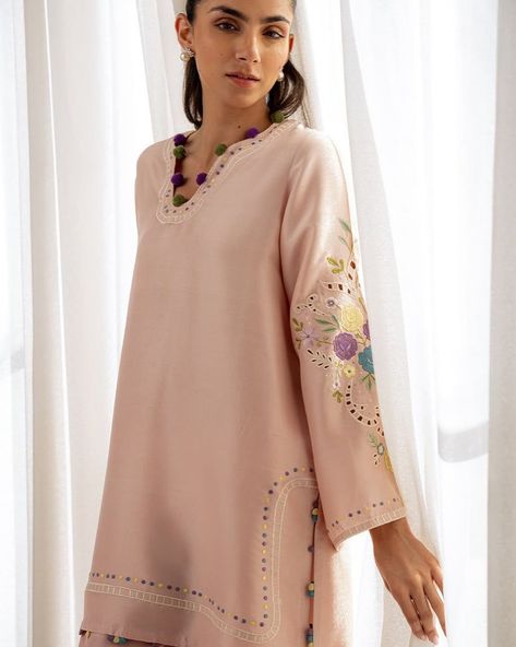 Kurti Neckline, Pakistani Kurtis, Sania Maskatiya, Co Ords Outfits, Embroidery Fashion Detail, Coord Sets, Flower Machine Embroidery Designs, Classy Outfits For Women, Machine Work