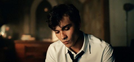 Lorenzo Berkshire Gif, Beautiful Faceclaims, Mattheo Riddle Gif, Benjamin Wadsworth Gif, Slytherin Student, Lorenzo Berkshire, Riddle Pictures, Marcus Lopez, Benjamin Wadsworth