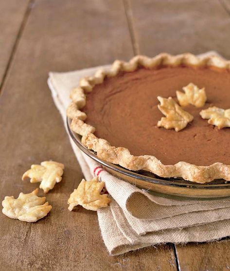 Erika's Maple-Pumpkin Pie Recipe -- Yankee Magazine Maple Pumpkin Pie Recipe, Pumpkin Cream Cheese Roll, Maple Pie, Best Pumpkin Recipes, Holiday Pies Recipes, Pumpkin Pie Pancakes, Maple Pumpkin Pie, Pumpkin Cream Pie, Fall Favorites Recipes