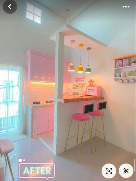 Barbie Aesthetic Apartment, Cute Wallpapers House, Barbiecore Room Decor, Home Astethic Vintage, Pastel Decor Living Room, Pastel Studio Apartment, Creative Small Space Ideas, Kawaii Interior Design, Dopamine Decor Kitchen