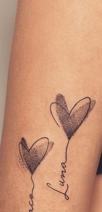 Simbols Tattoo, Fingerprint Tattoos, Tiny Wrist Tattoos, Mom Tattoo Designs, Mommy Tattoos, Mother Tattoos, Tattoo For Son, Tatuaje A Color, Discreet Tattoos