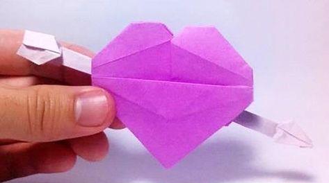 10 Easy, Last-Minute Origami Projects for Valentine's Day « Origami :: WonderHowTo Valentines Origami, Origami Projects, Heart Shaped Valentines, Origami Models, Valentine Cupid, Paper Craft Tutorials, Book Origami, Origami Design, Heart Flower