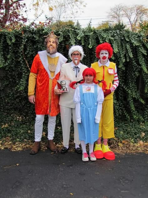 Funny Group Halloween Costumes, Best Group Halloween Costumes, Halloween Costumes For Work, Halloween Parejas, Cute Group Halloween Costumes, Matching Halloween Costumes, Fairy Halloween Costumes, Trio Halloween Costumes, Halloween Coustumes