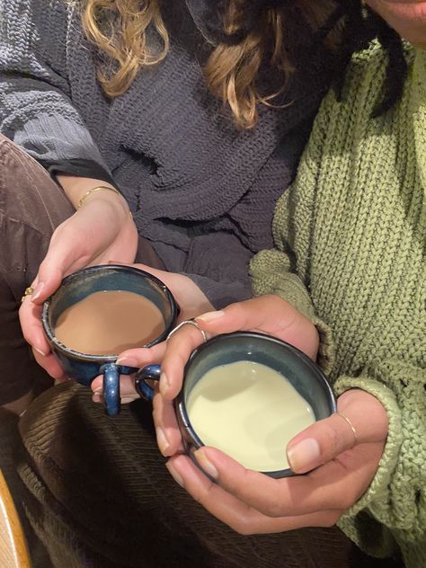 Two Mugs Aesthetic, Two Cups Of Tea Aesthetic, Friends Tea Party, Herbal Teas Aesthetic, Tea Drinker Aesthetic, Winter Tea Party Birthday, Tea With Friends Aesthetic, Coffee And Matcha Aesthetic, Friends Green Aesthetic