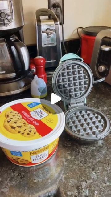 Family Christmas Food, Waffle Iron Cookies, Mini Waffle Recipe, Dash Recipe, Refrigerated Cookie Dough, Mini Waffle Maker, Waffle Iron Recipes, Waffle Machine, How To Make Waffles