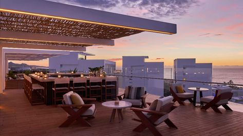 Hilton Hotels, Mexico Resorts, Travel Finds, San Jose Del Cabo, White Building, Rooftop Restaurant, Cabo San Lucas, Luxury Resort, Stunning View