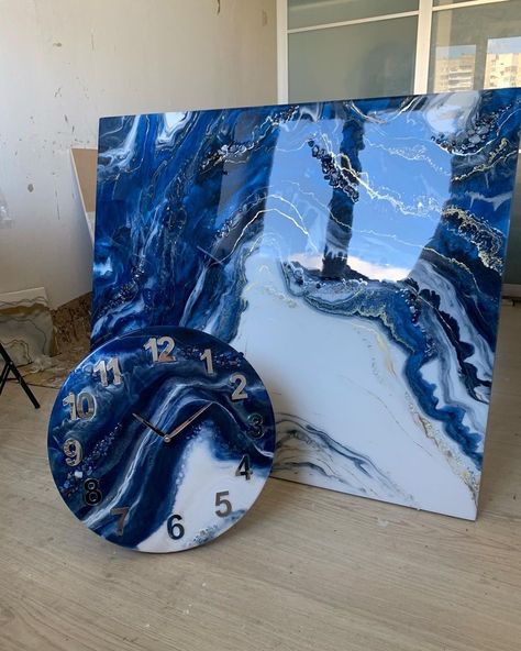 Diy Resin Wall Art, Diy Resin Gifts, Resin Business, Resin Art Canvas, Resin Arts, Resin And Wood Diy, Agate Art, Amazing Resin, Resin Clock