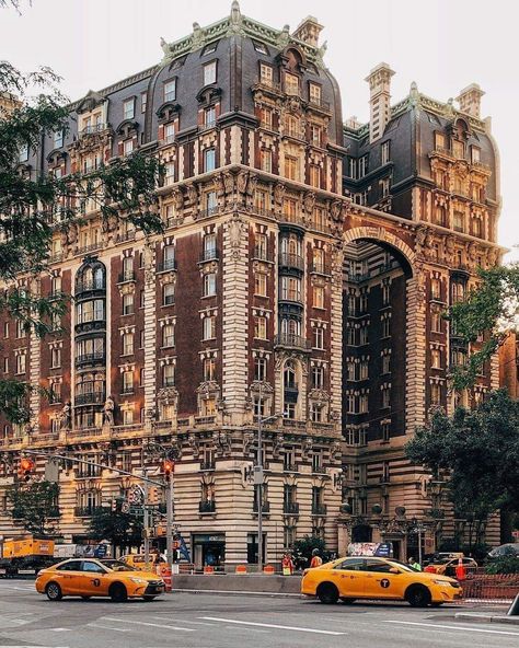 New York Architecture, I Love Nyc, New York Photos, New York Aesthetic, New York Life, Upper West Side, Old Building, West Side, New York Travel