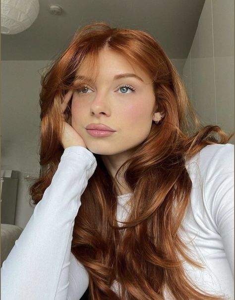 Carrot Ginger Hair, Amber Hair Colors, Rose Blonde Hair, Best Hair Colour, Rose Blonde, Hairstyle App, Amber Hair, Boosting Confidence, Hot Haircuts