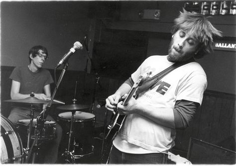 The Black Keys. Dan Auerbach is the best young guitarist out there. Dan Auerbach, Black Keys, The Jam Band, The Black Keys, Blues Rock, Indie Rock, Top Of The World, All Music, Music Love