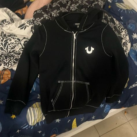 It’s Brand New And Unworn. I Ordered The Wrong Size. True Religion Zip Up, Custom Zip Up Hoodie, Retro Hoodies, True Religion Hoodie, Y2k Outfits Men, Alt Clothes, Winter Princess, Hype Clothing, Y2k Tops