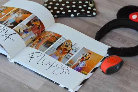 DIY Disney Autograph Book Character Autograph Ideas, Disney Autograph Book Ideas, Disney Autograph Ideas, Diy Autograph Book, Disney Autograph Book, Disney Characters Signatures, Disney Videos, Cruise Disney, Disney Autograph