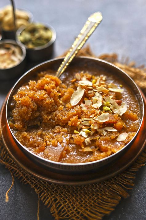 Sweets Snap, Sindhi Food, Suji Halwa, Sooji Halwa, Indian Food Catering, Mysore Pak, Sweet Pongal, Veg Recipes Of India, Indian Cake