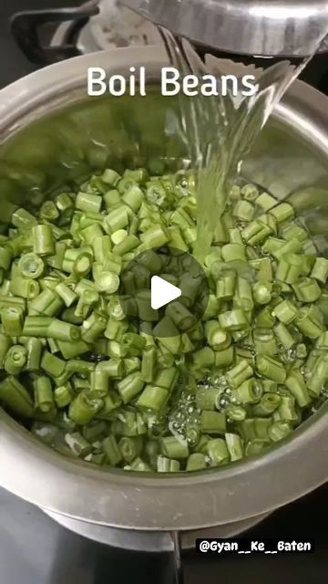 Boiled Vegetables Recipe, Beans Fry, Boiled Beans, Karnataka Recipes, Best Side Dish, Indian Veg Recipes, Boiled Vegetables, Beans Curry, Paneer Recipe