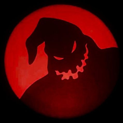 Halloween Pfp Circle, Halloween Pfp Nightmare Before Christmas, Halloween Core Wallpaper, Nightmare Before Christmas Pfp Matching, Zero Pfp Nightmare Before Christmas, Cute Christmas Profile Pictures, Red Halloween Widget, Nightmare Before Christmas Widget Icons, Red Halloween Icons