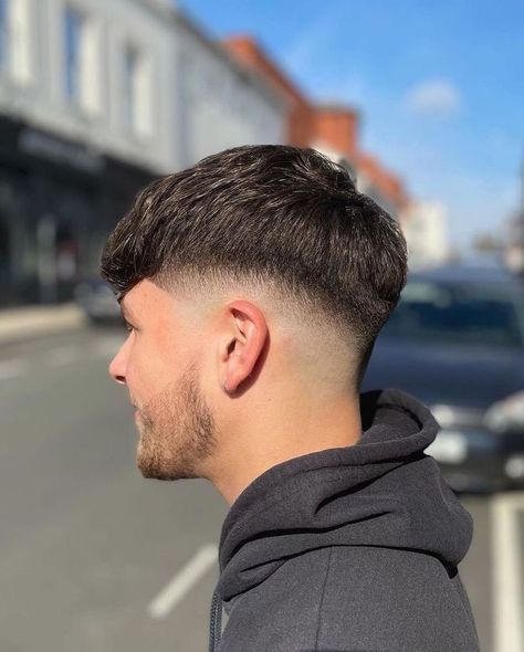 Clean Fades Men, Low Fade Textured Top, Male Haircuts Straight Hair Short, Low Fade Side Part, French Crop Low Fade, Low Mid Fade, Mid Drop Fade, Crop Fade, Mid Skin Fade