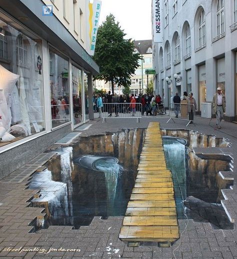 3D street art by Lydia Hitzfeld. Edgar Mueller, 3d Sidewalk Art, Mural Background, Danxia Landform, 3d Street Painting, Illusion Kunst, Street Art Illusions, Pavement Art, 3d Chalk Art