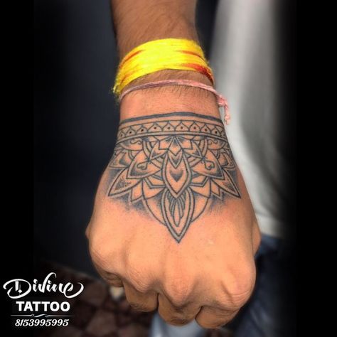 Goldberg Tattoo, Mandala Tattoo Hand, Boys Hand Tattoo, Hand Tattoo Cover Up, Men Henna Tattoo, Mandala Tattoo Shoulder, Rainy Photoshoot, Mandala Hand Tattoos, Feather Photography