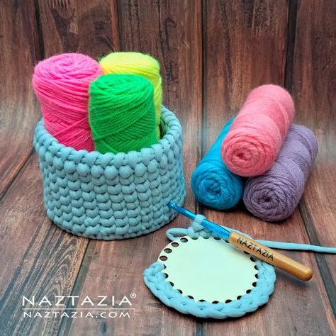 Crochet Basket with Wooden Base - Naztazia ® Crochet Basket With Wooden Base, Crochet Baskets, Crocodile Stitch, Crochet Cable, Crochet Basket, Crochet Granny, Wooden Base, Buckets, Program Design