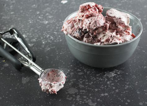 Very Cherry Gelato Cherry Gelato, Soul Recipes, Italy Recipes, Processor Recipes, Gelato Recipe, Cherry Recipes, Ice Pops, Food Processor, Black Cherry