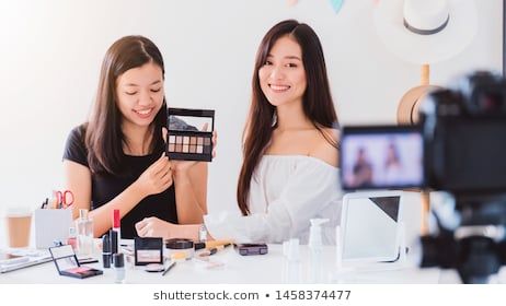 Two beautiful asian woman blogger showing how to make up and use cosmetics. In front of the camera to recording vlog video live streaming at home.Business online influencer on social media concept.stock photos images Beauty Vlogger, Makeup Tutorial Video, Professional Women, Beauty Blender, Beauty Quotes, Young And Beautiful, Beauty Videos, Video Marketing, Makeup Cosmetics